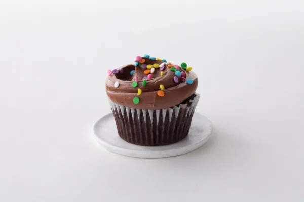 Classic Chocolate Cupcakes (6 Pcs)